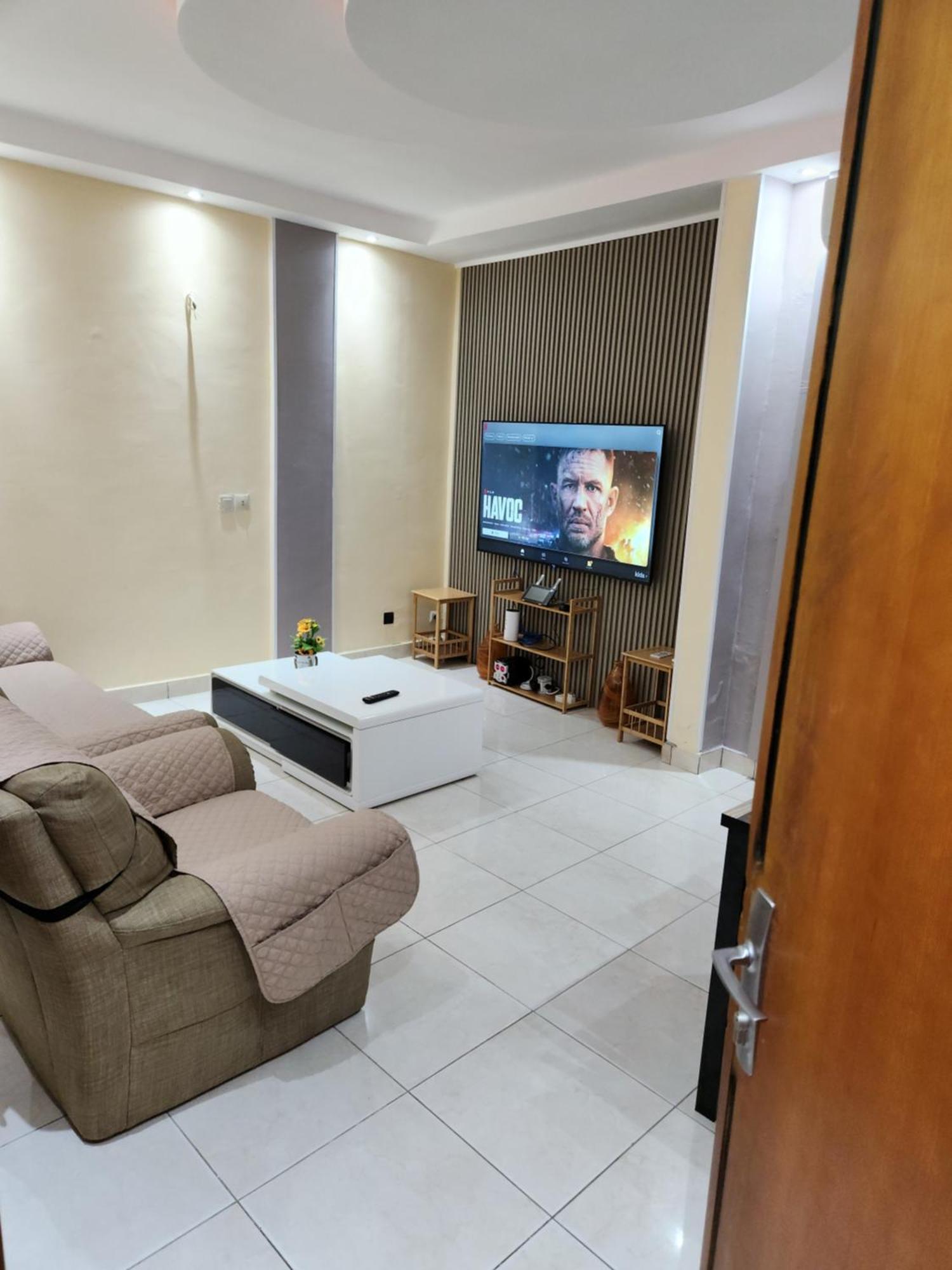 Apartamento Meuble 1Ch 2E Ch Dispo Avec Un Supplement E1D Douala Exterior foto